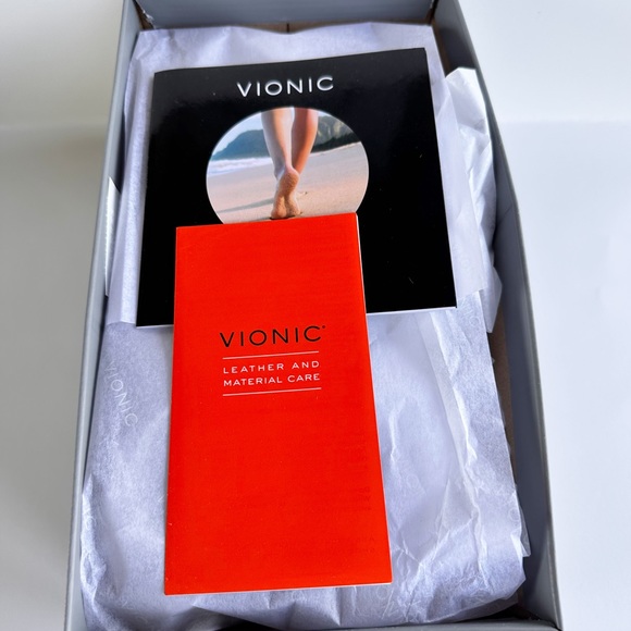 Vionic Leather Ballet Flat Shoes Navy Women’s Slip On - Picture 6 of 7